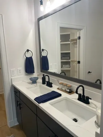 $2,199 | 1755 Cres Plaza Drive, Unit 2093, Houston, TX 77077