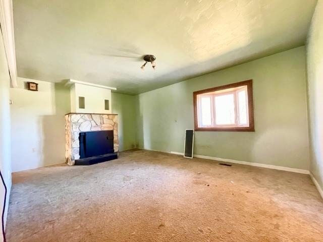 10480 South Gilmore Road Blanchard, MI 49310 - Photo 3 of 33