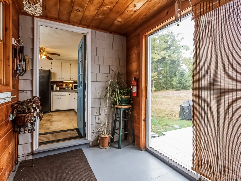 101 Groton Road Tyngsborough, MA 01879 - Photo 20 of 29 Gallery Image 20