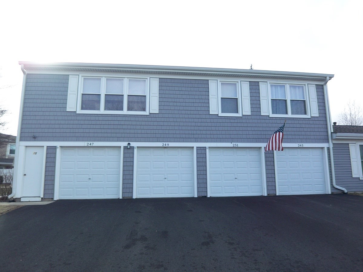 249 Nantucket Harbor Schaumburg, IL 60193 - Photo 25 of 26