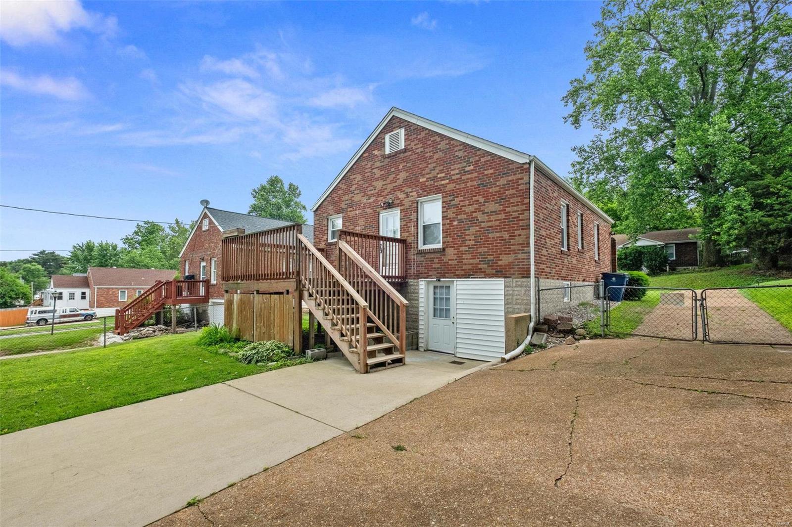 3709 Edmundson Road St. Louis, MO 63114 - Photo 2 of 3
