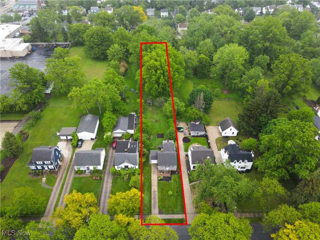 1527 Sunview Road Cleveland, OH 44124 - Photo 23 of 27 Aerial view of residential area