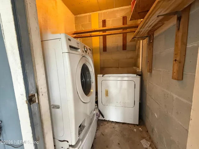 $1,800 | 2943 Bayshore Drive East, Jacksonville, FL 32233