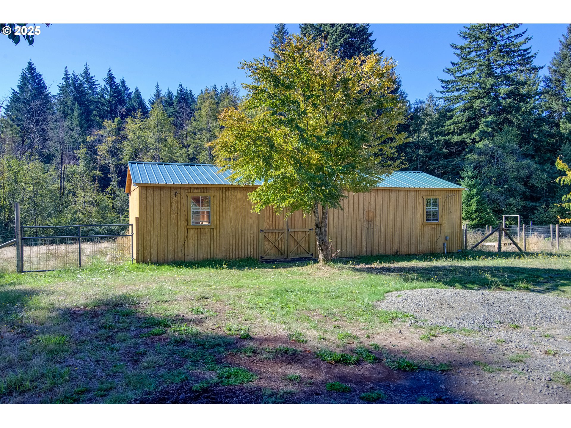 25113 South Ridge Road Beavercreek, OR 97004 - Photo 37 of 43