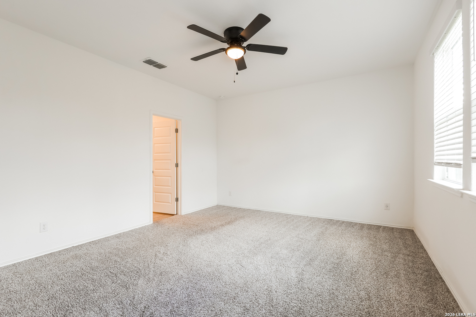 13210 Hagerd Loop St. Hedwig, TX 78152 - Photo 9 of 16