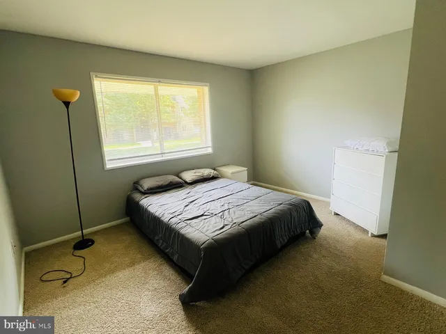 $170,000 | 5414 85th Avenue, Unit 201, New Carrollton, MD 20784