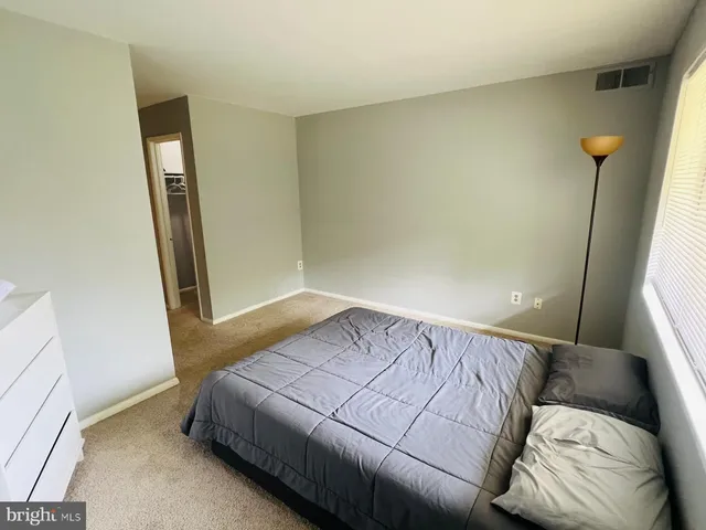 $170,000 | 5414 85th Avenue, Unit 201, New Carrollton, MD 20784