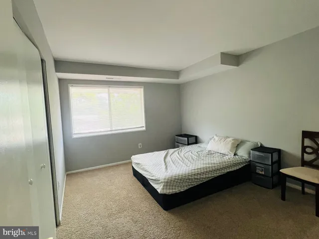 $170,000 | 5414 85th Avenue, Unit 201, New Carrollton, MD 20784