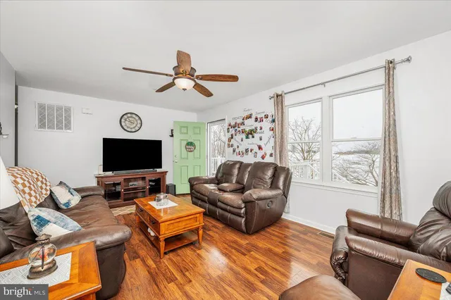 $474,900 | 107 South Springdale Avenue, New Windsor, MD 21776