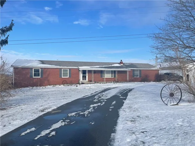 $390,000 | 652 Indiantown Road, Somerset, PA 15501