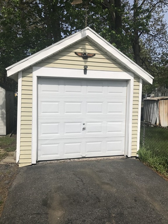 109 Eddy Street Springfield, MA 01104 - Photo 19 of 23 Gallery Image 19