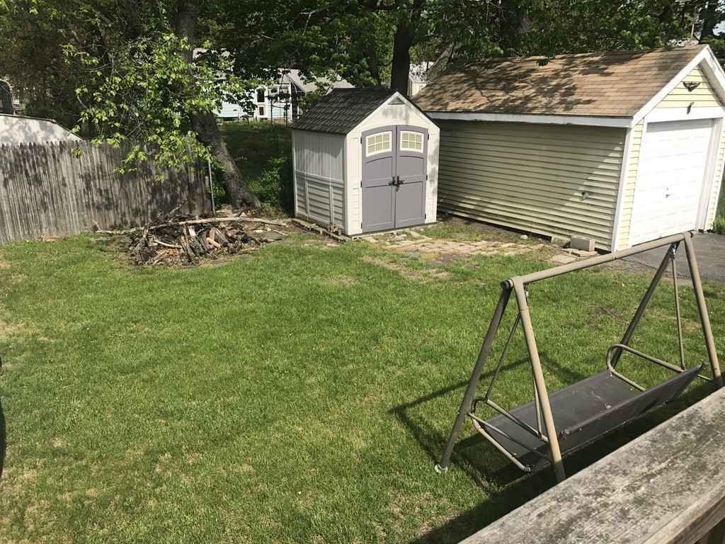 109 Eddy Street Springfield, MA 01104 - Photo 20 of 23 Gallery Image 20