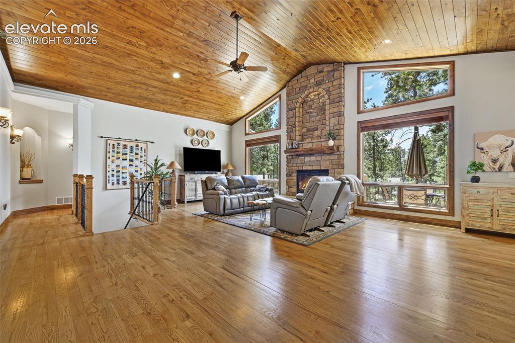 18090 Bakers Farm Road Colorado Springs, CO 80908 - Photo 5 of 46