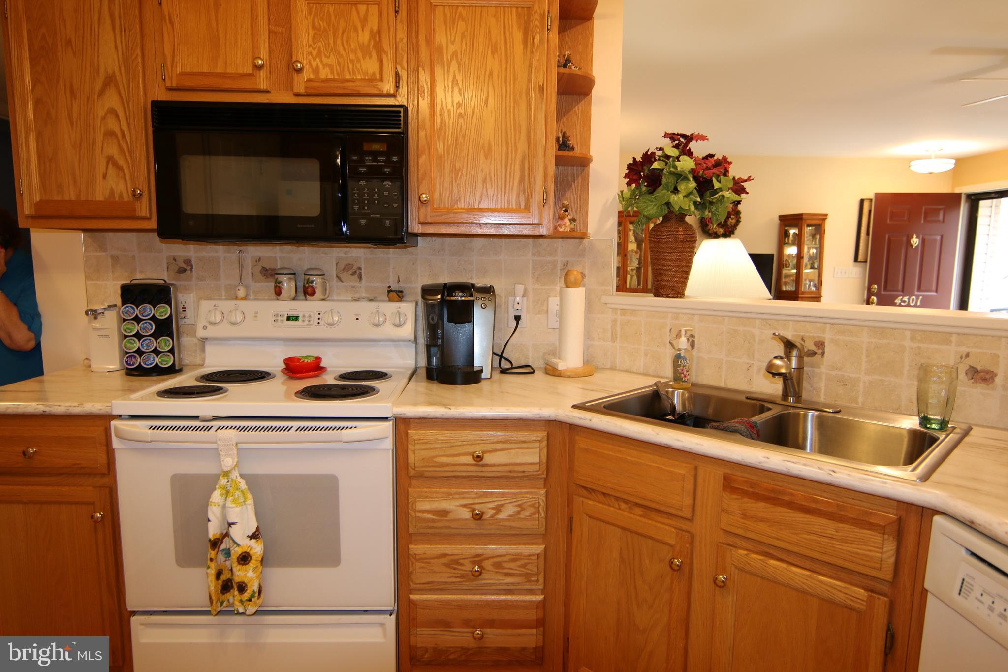 4501 Deer Path Road Harrisburg, PA 17110 - Photo 12 of 36 Gallery Image 12