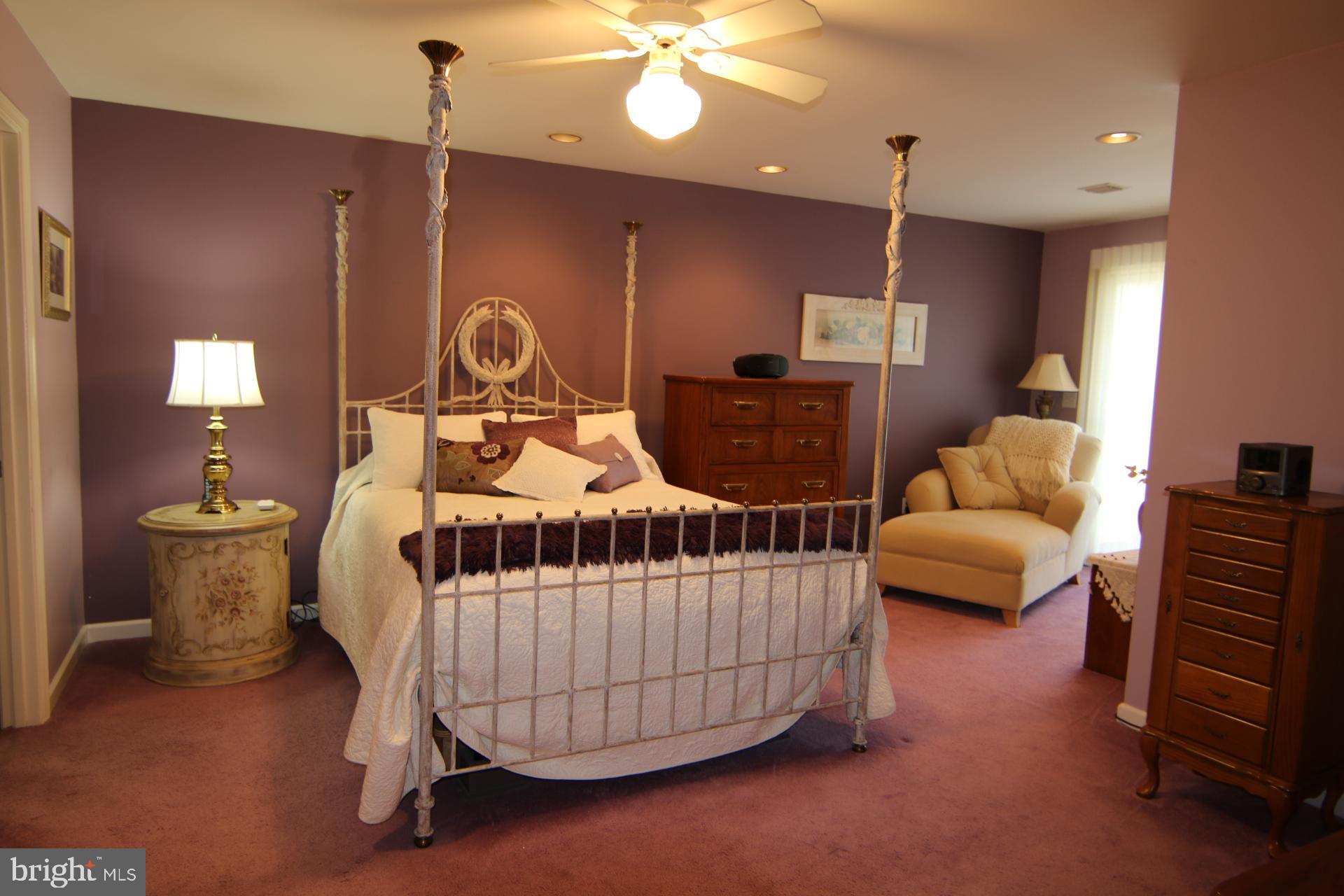 4501 Deer Path Road Harrisburg, PA 17110 - Photo 21 of 36 Gallery Image 21