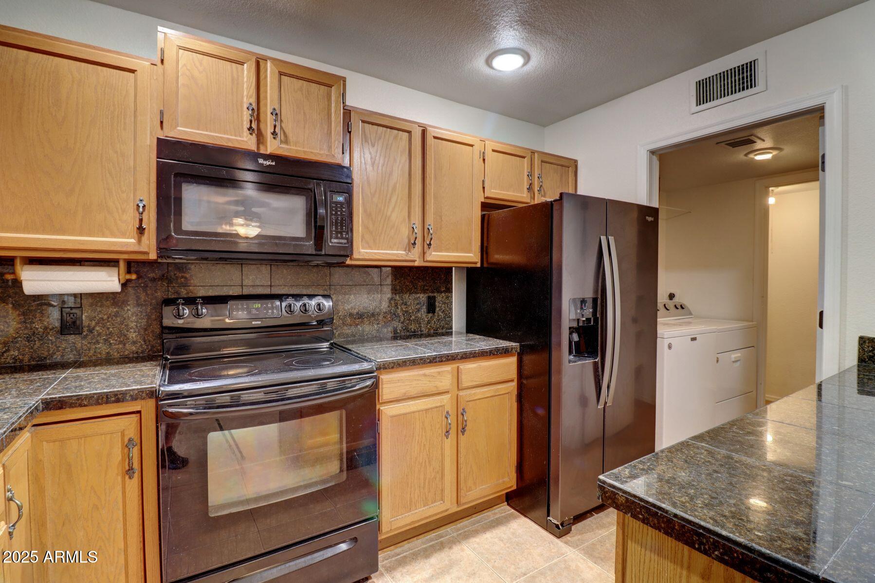 6262 East Brown Road, Unit 71 Mesa, AZ 85205 - Photo 11 of 49 11_IMG_6404