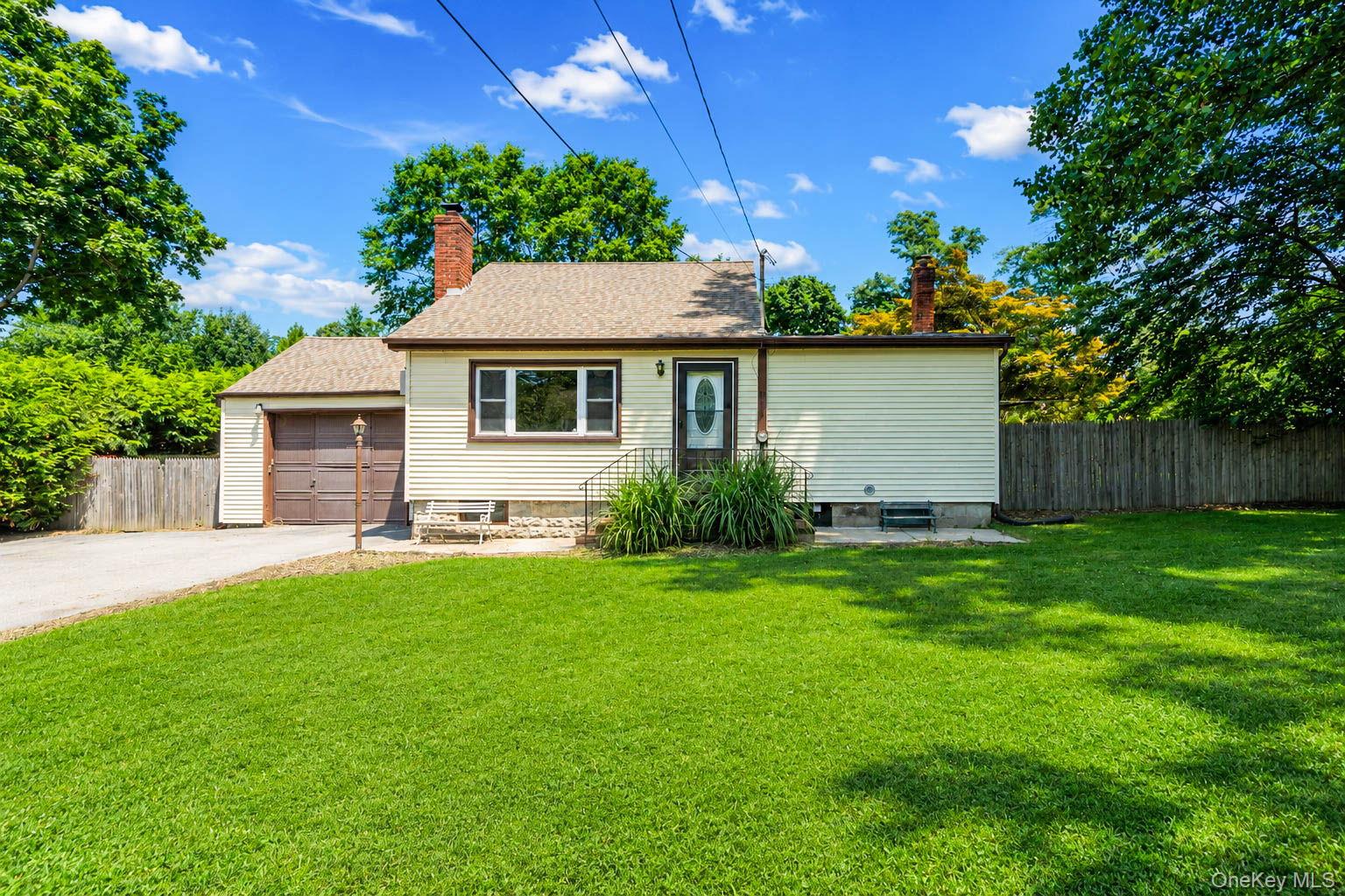 12 Sycamore Road Rocky Point, NY 11778 - Photo 2 of 38