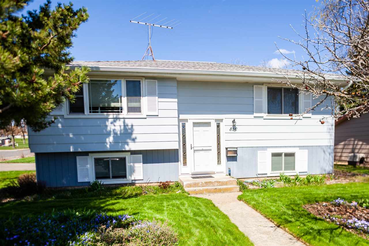 816 Chestnut Street Cheney, WA 99004 - Photo 1 of 16 Gallery Image 1