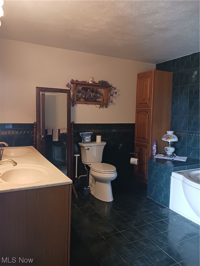 1721 Milner Road Waterford, OH 45786 - Photo 7 of 25