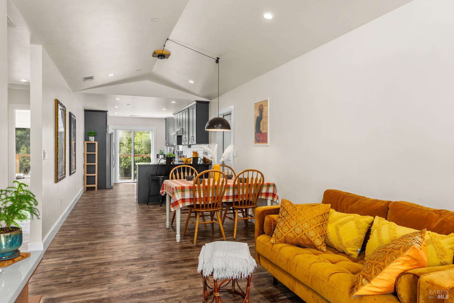 12127 Mead Road Middletown, CA 95461 - Photo 8 of 36