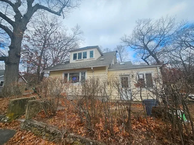 $525,000 | 126 Lakehurst Avenue, Weymouth, MA 02189