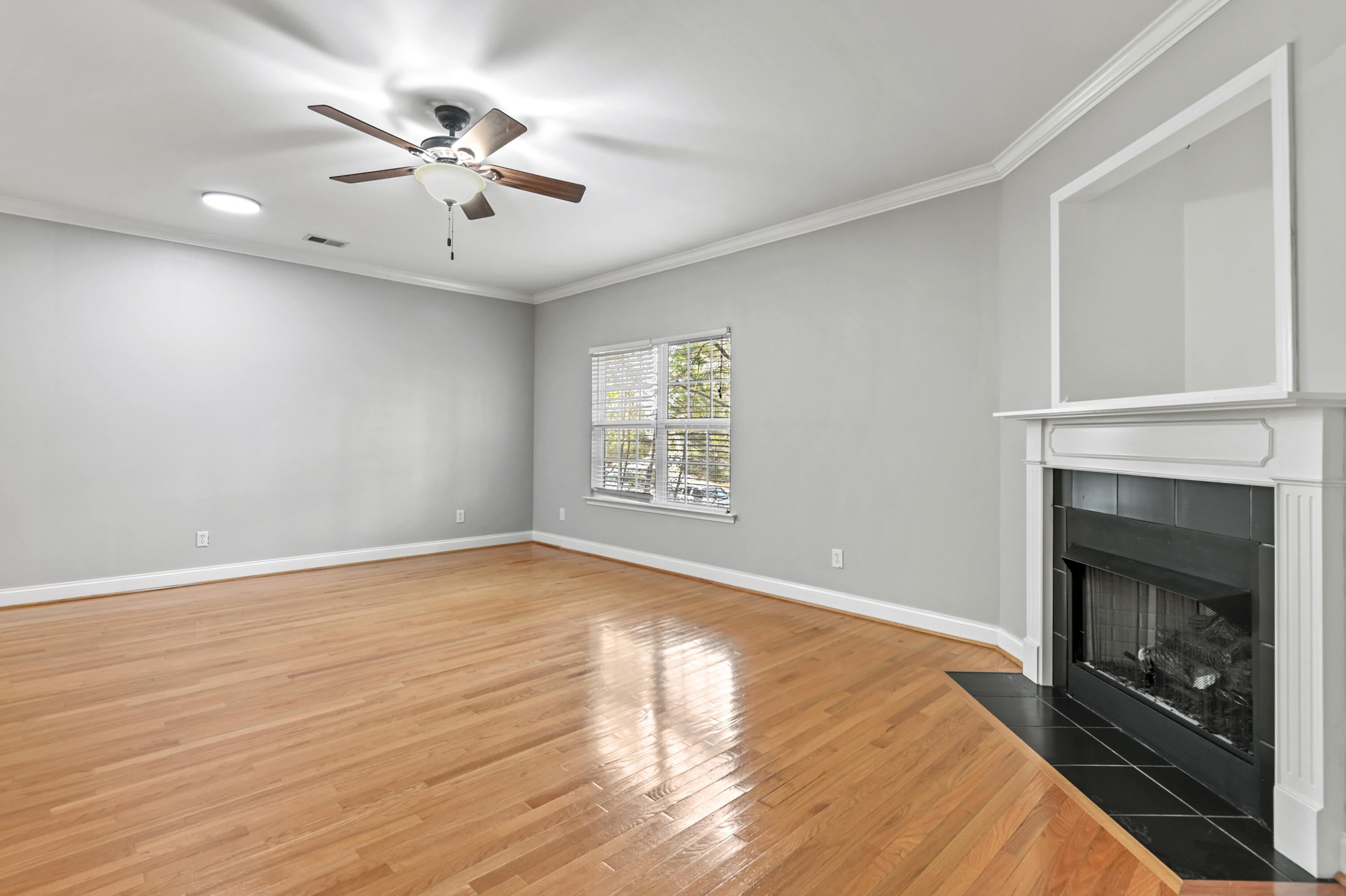 4155 Perrine Street Charleston, SC 29414 - Photo 4 of 24 _DSC0366