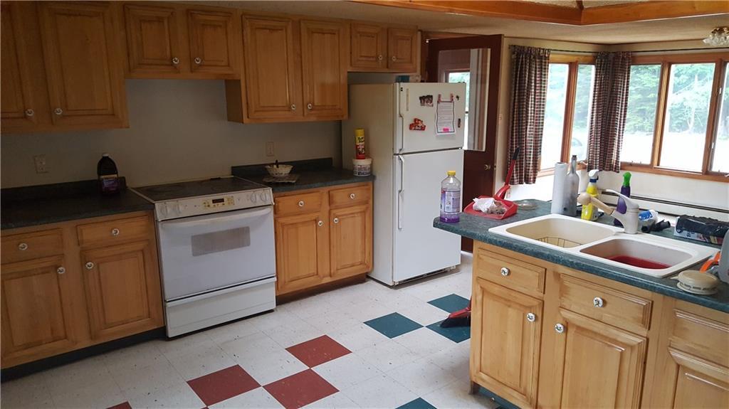 6 Old Post Road Sanford, ME 04073 - Photo 2 of 10 Photo
