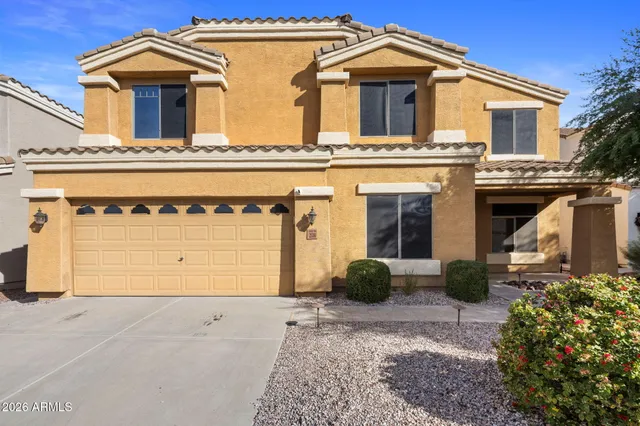 $995,000 | 2538 East Mine Creek Road, Phoenix, AZ 85024