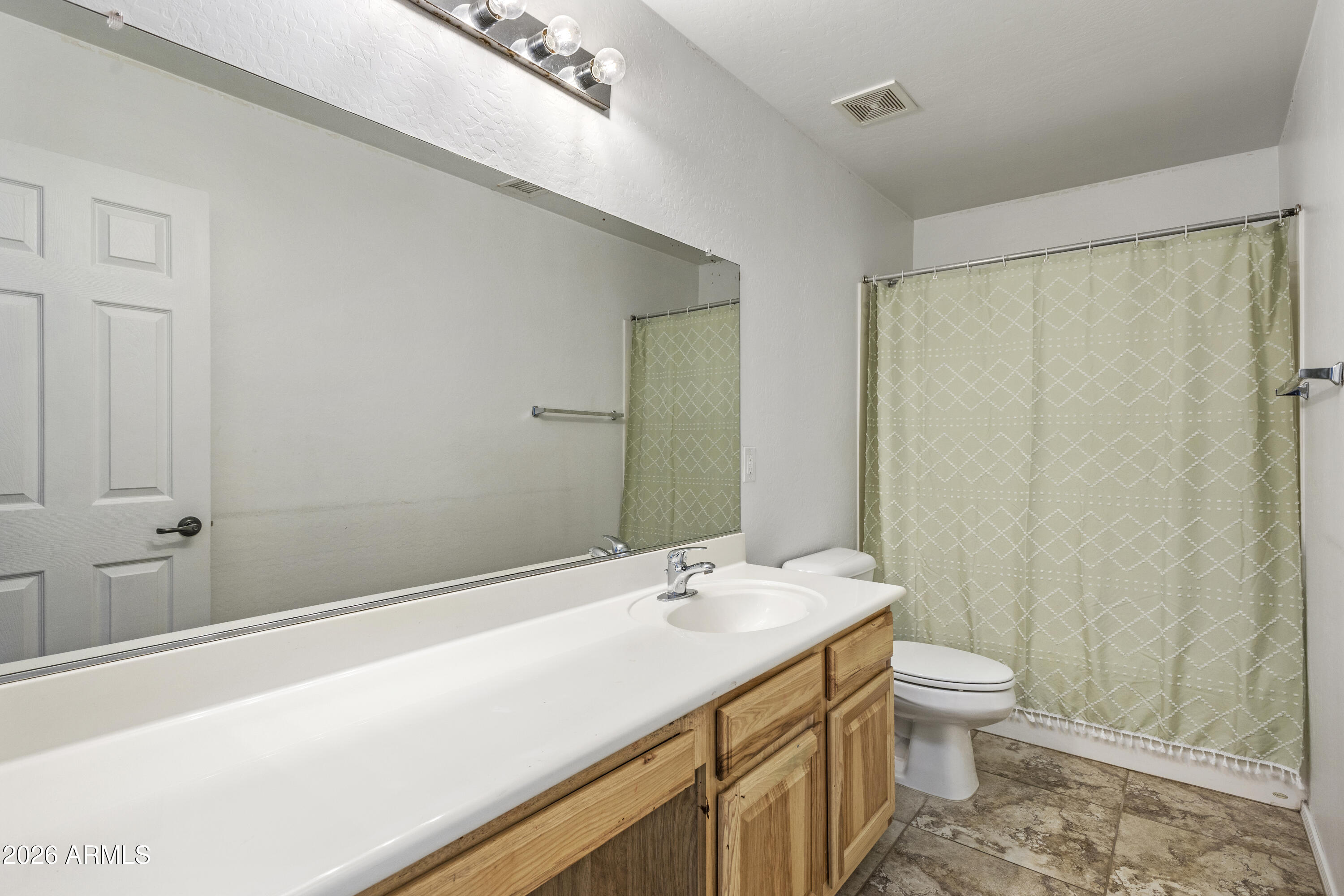 2538 East Mine Creek Road Phoenix, AZ 85024 - Photo 17 of 42 17-print-IMG_2514