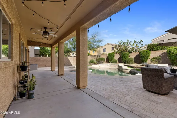 $899,995 | 2538 East Mine Creek Road, Phoenix, AZ 85024