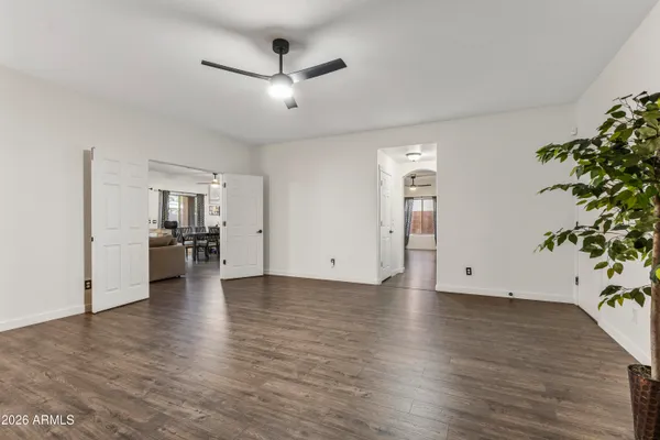 $899,995 | 2538 East Mine Creek Road, Phoenix, AZ 85024