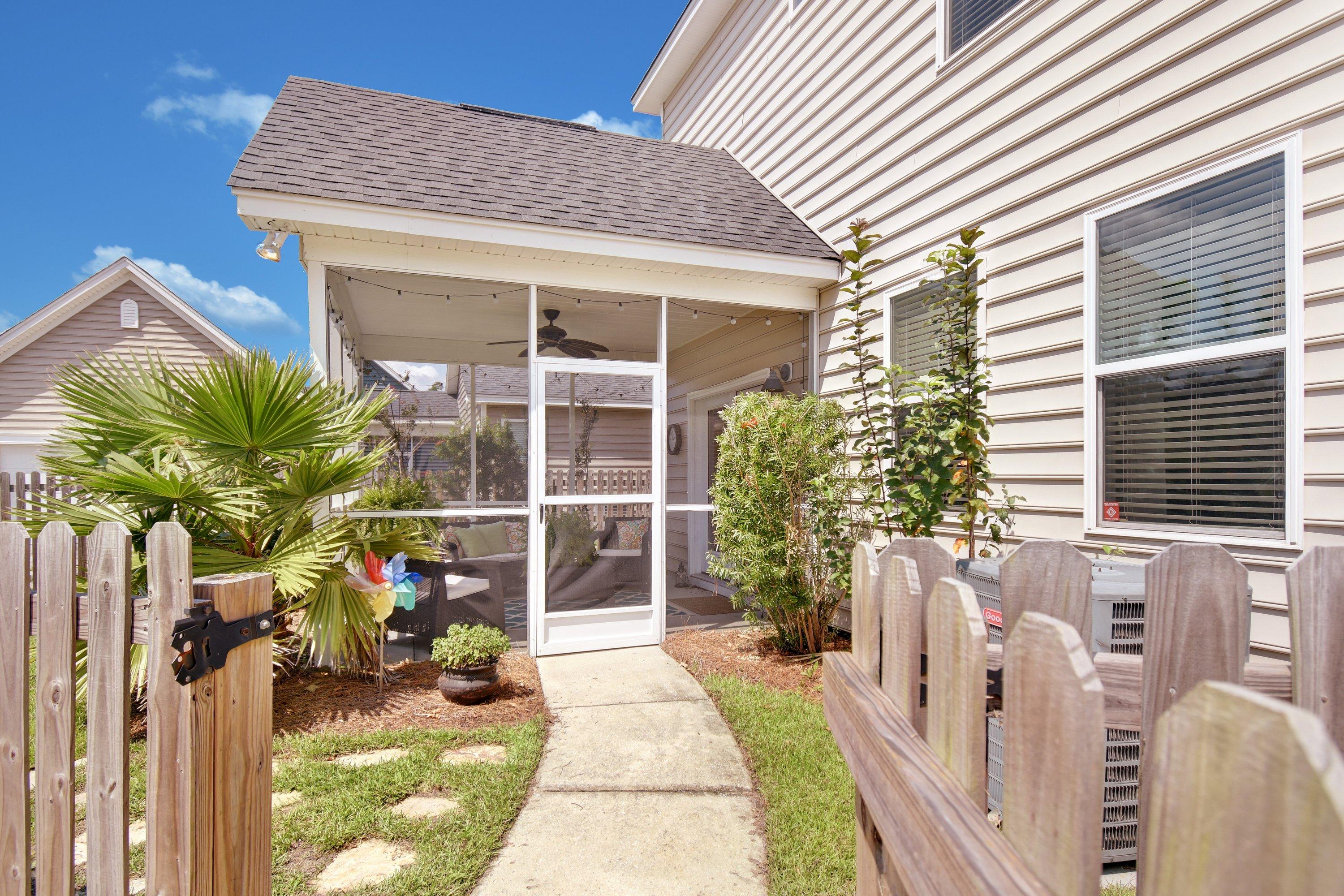 1409 Roustabout Way Charleston, SC 29414 - Photo 21 of 30 Back yard