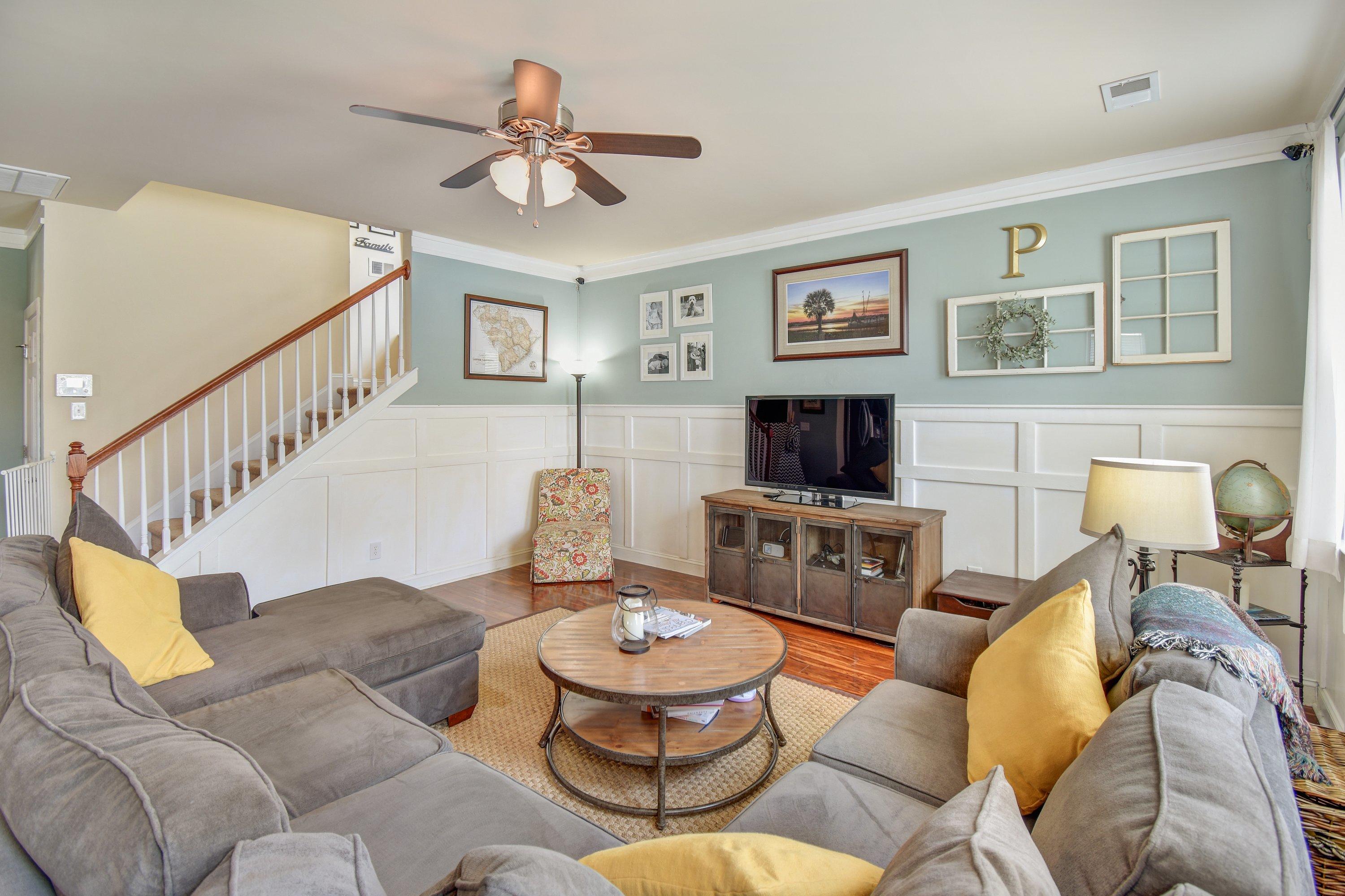 1409 Roustabout Way Charleston, SC 29414 - Photo 7 of 30 Living Room