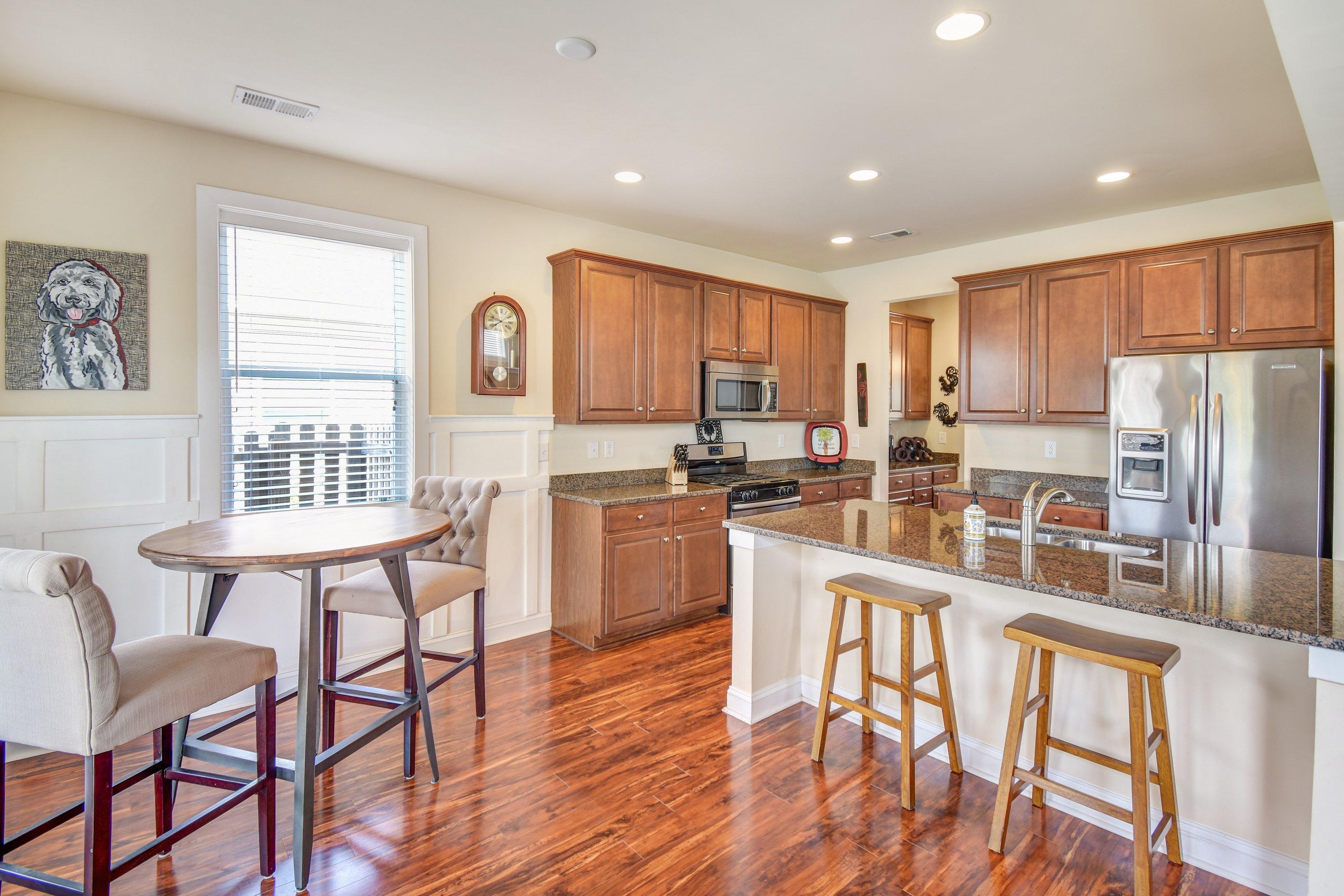 1409 Roustabout Way Charleston, SC 29414 - Photo 8 of 30 Kitchen