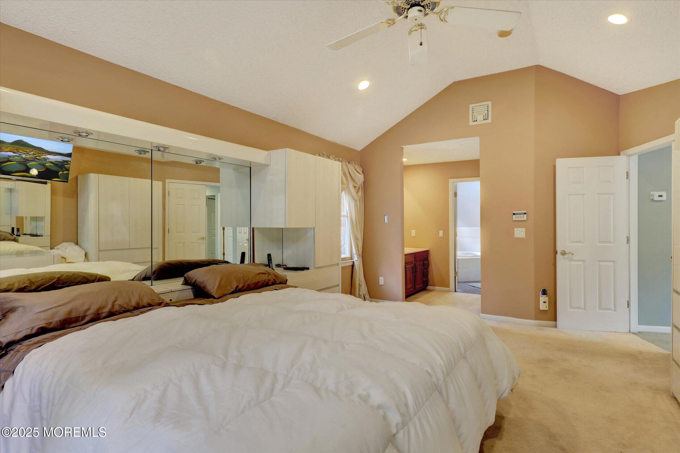 9 Rutherford Court Jackson, NJ 08527 - Photo 27 of 47 27-Primary Bedroom