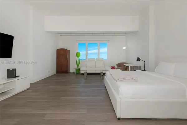 $4,700 | 2301 Collins Avenue, Unit 1636, Miami Beach, FL 33139