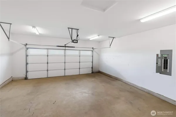 a view of a garage
