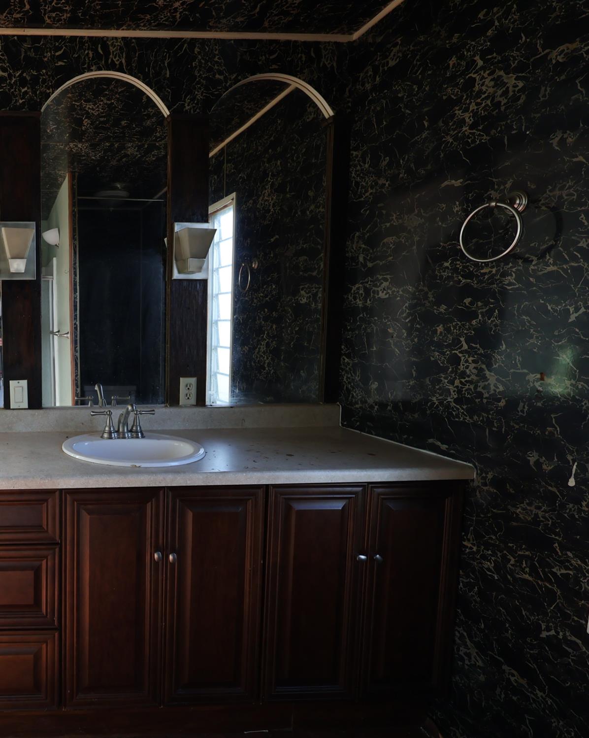 36 Oregon Way Olivehurst, CA 95961 - Photo 18 of 20