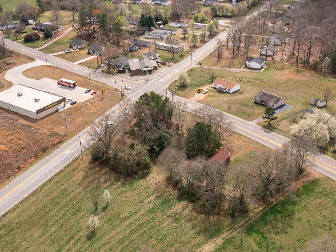 1891 River Oak Road Inman, SC 29349 - Photo 11 of 14