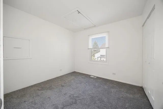 $3,150 | 380 North Walnut Lane, Schaumburg, IL 60107