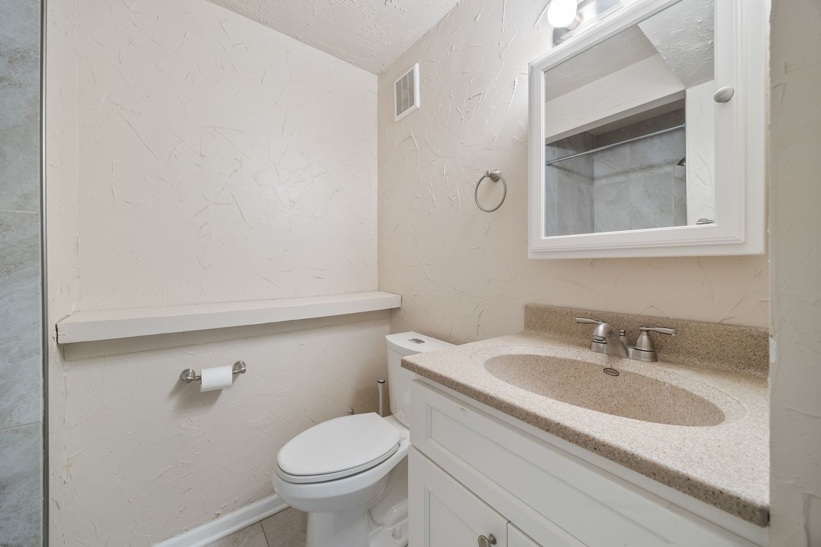 380 North Walnut Lane Schaumburg, IL 60107 - Photo 19 of 26