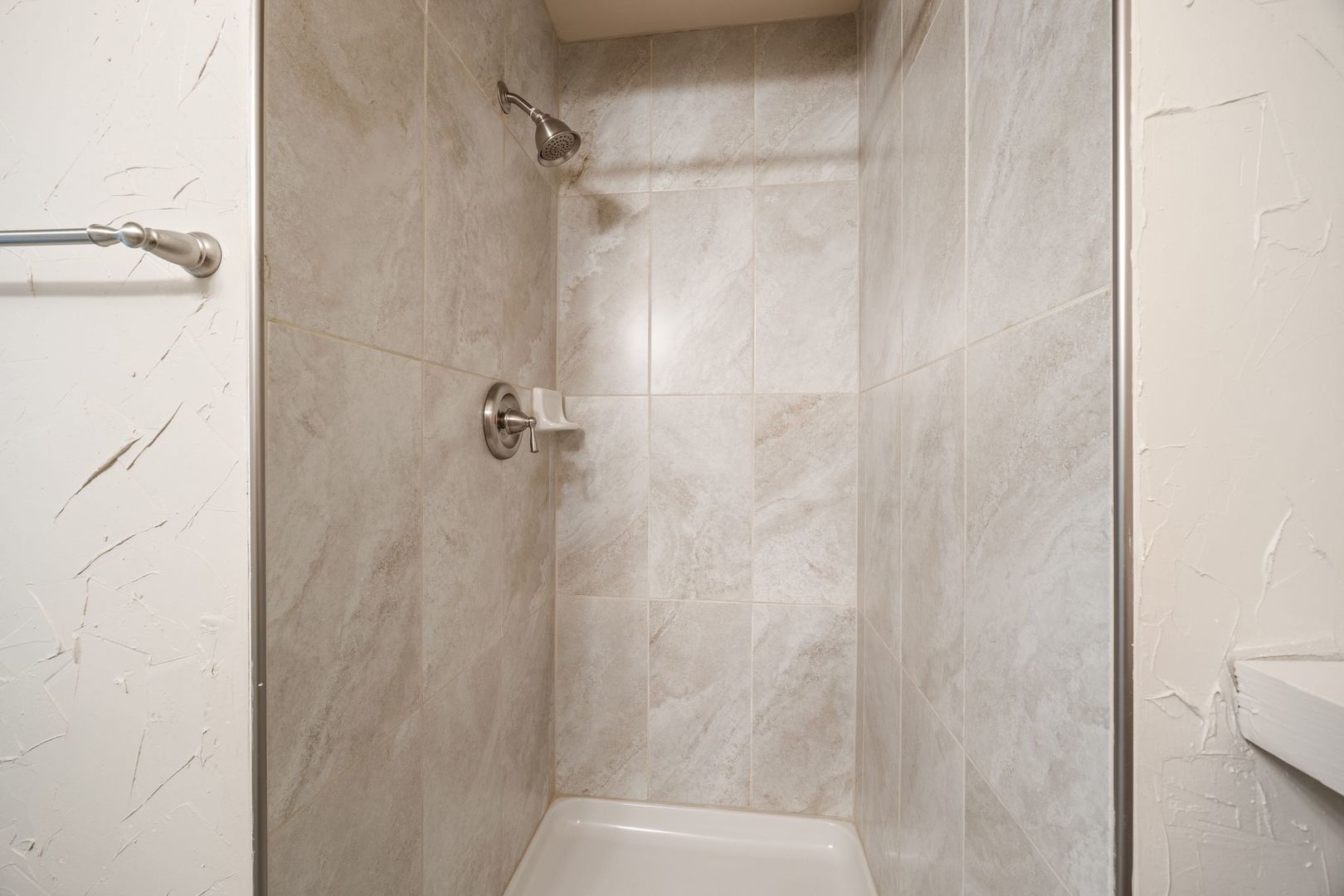 380 North Walnut Lane Schaumburg, IL 60107 - Photo 20 of 26