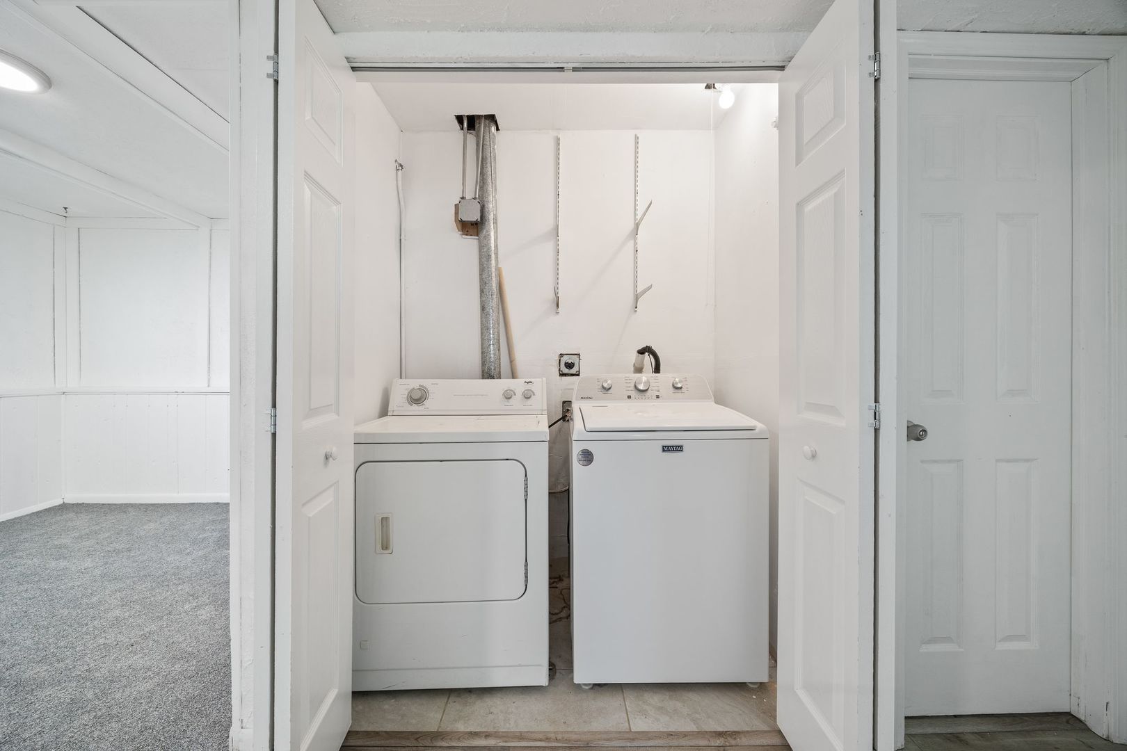 380 North Walnut Lane Schaumburg, IL 60107 - Photo 21 of 26