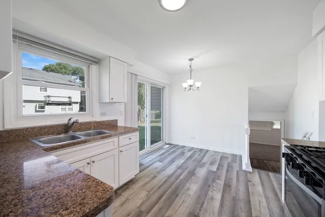 $3,150 | 380 North Walnut Lane, Schaumburg, IL 60107