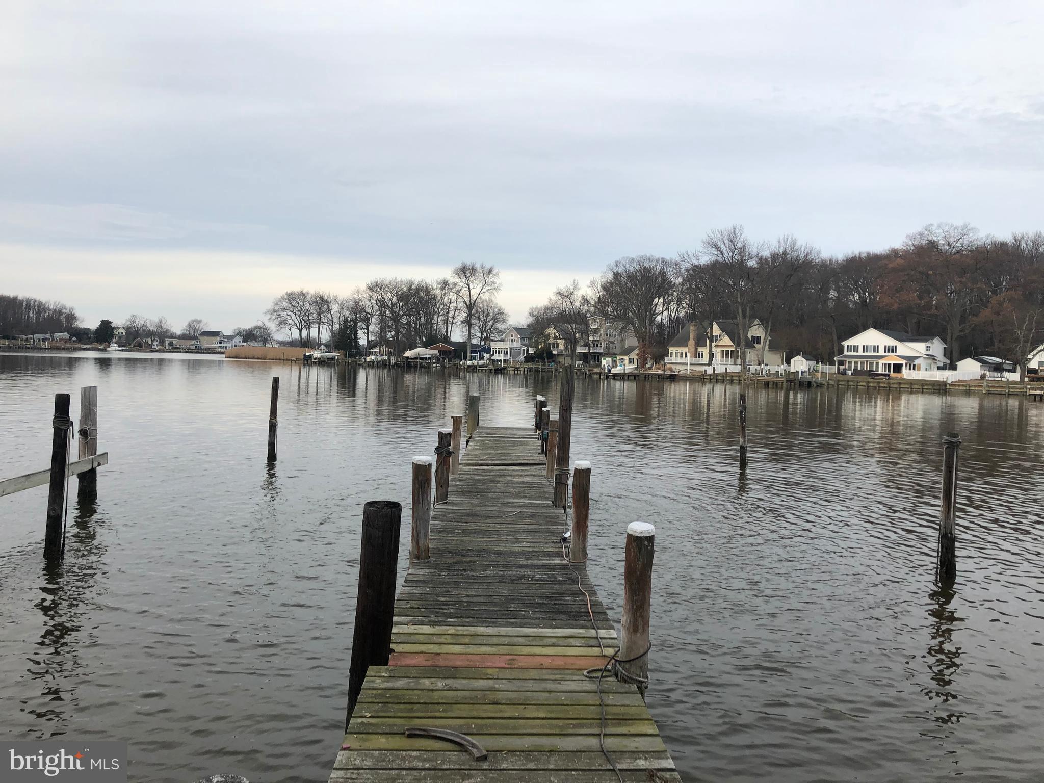 1890 Locust Road Pasadena, MD 21122 - Photo 3 of 23