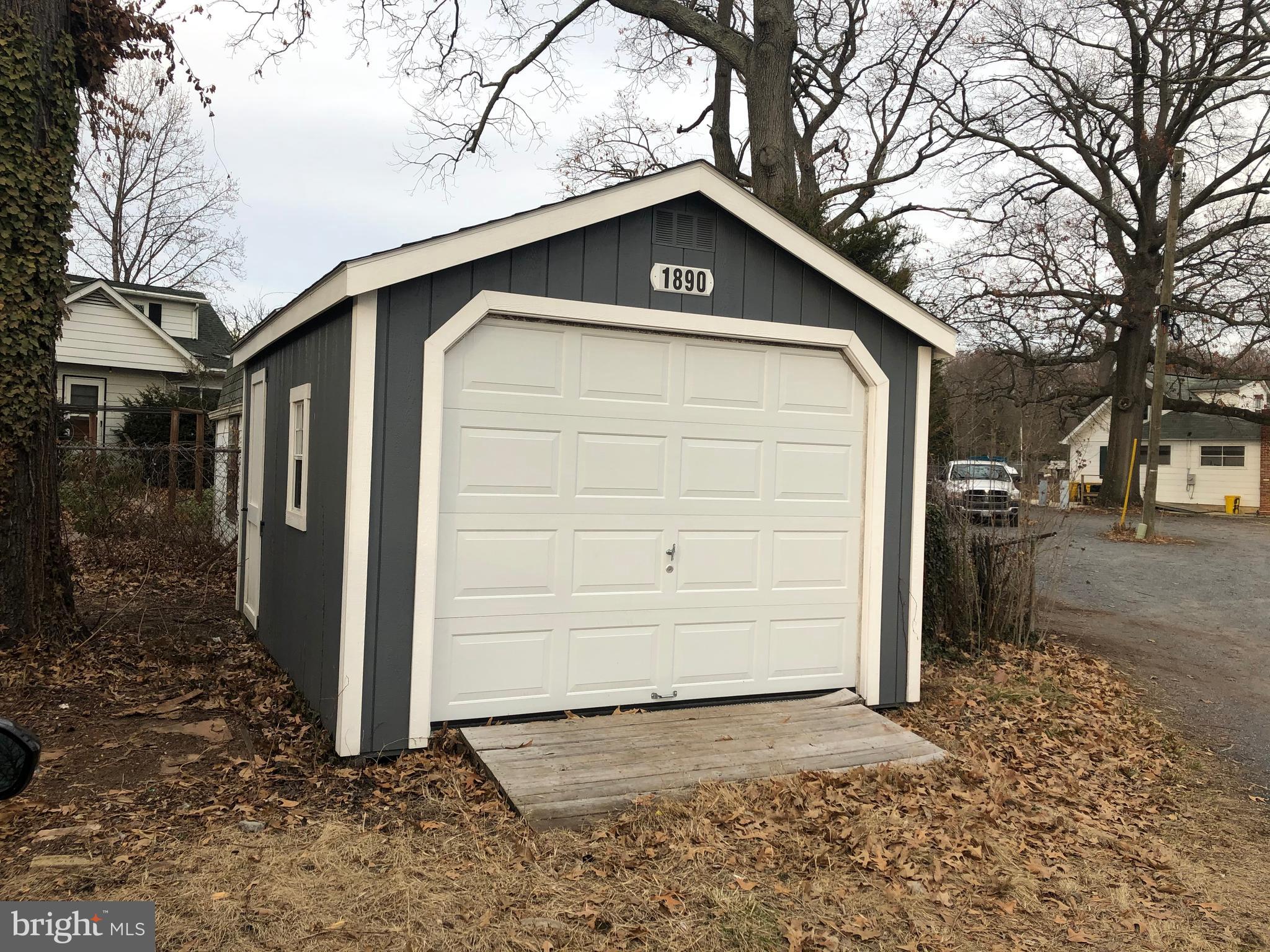 1890 Locust Road Pasadena, MD 21122 - Photo 22 of 23