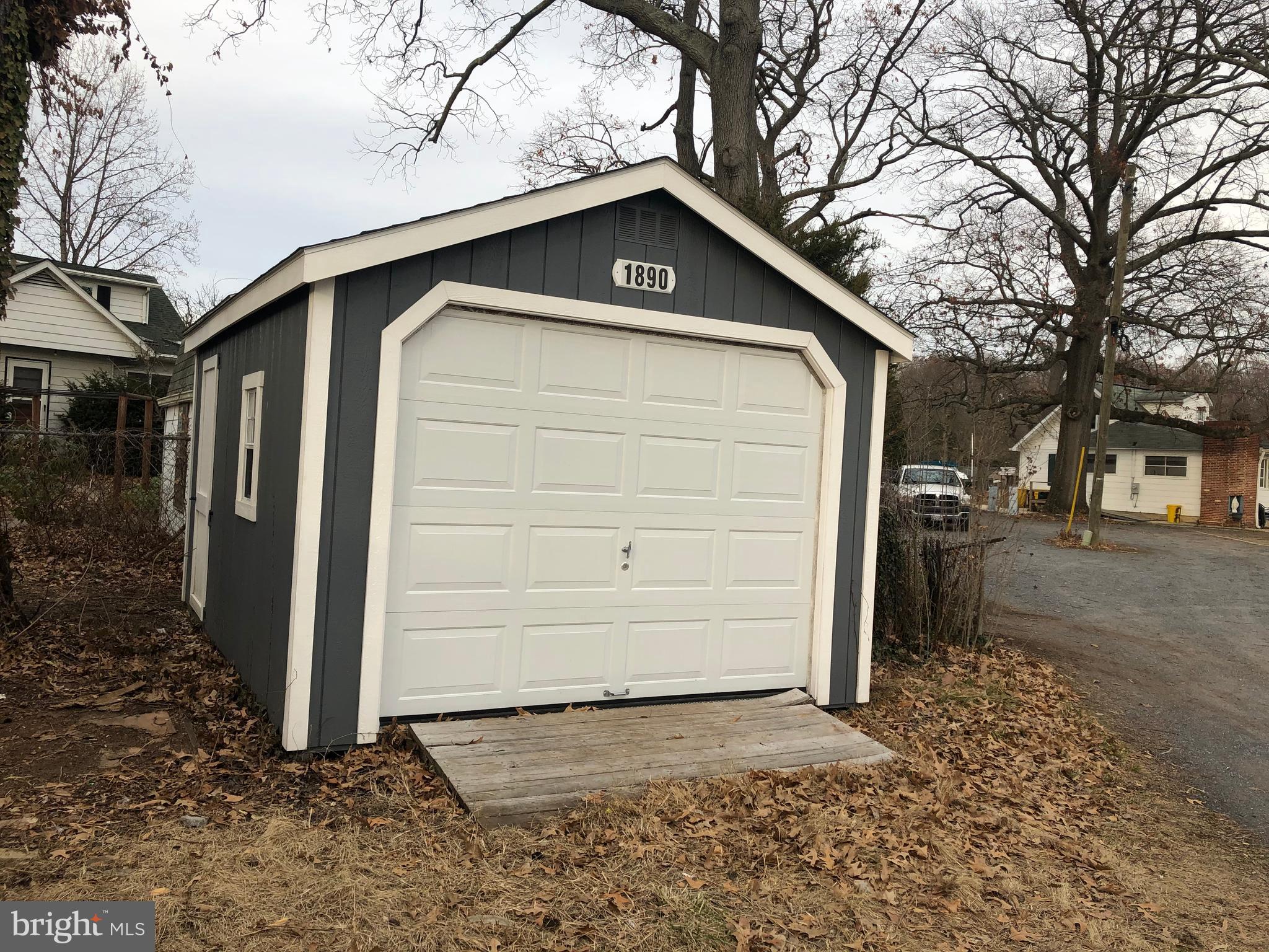 1890 Locust Road Pasadena, MD 21122 - Photo 23 of 23