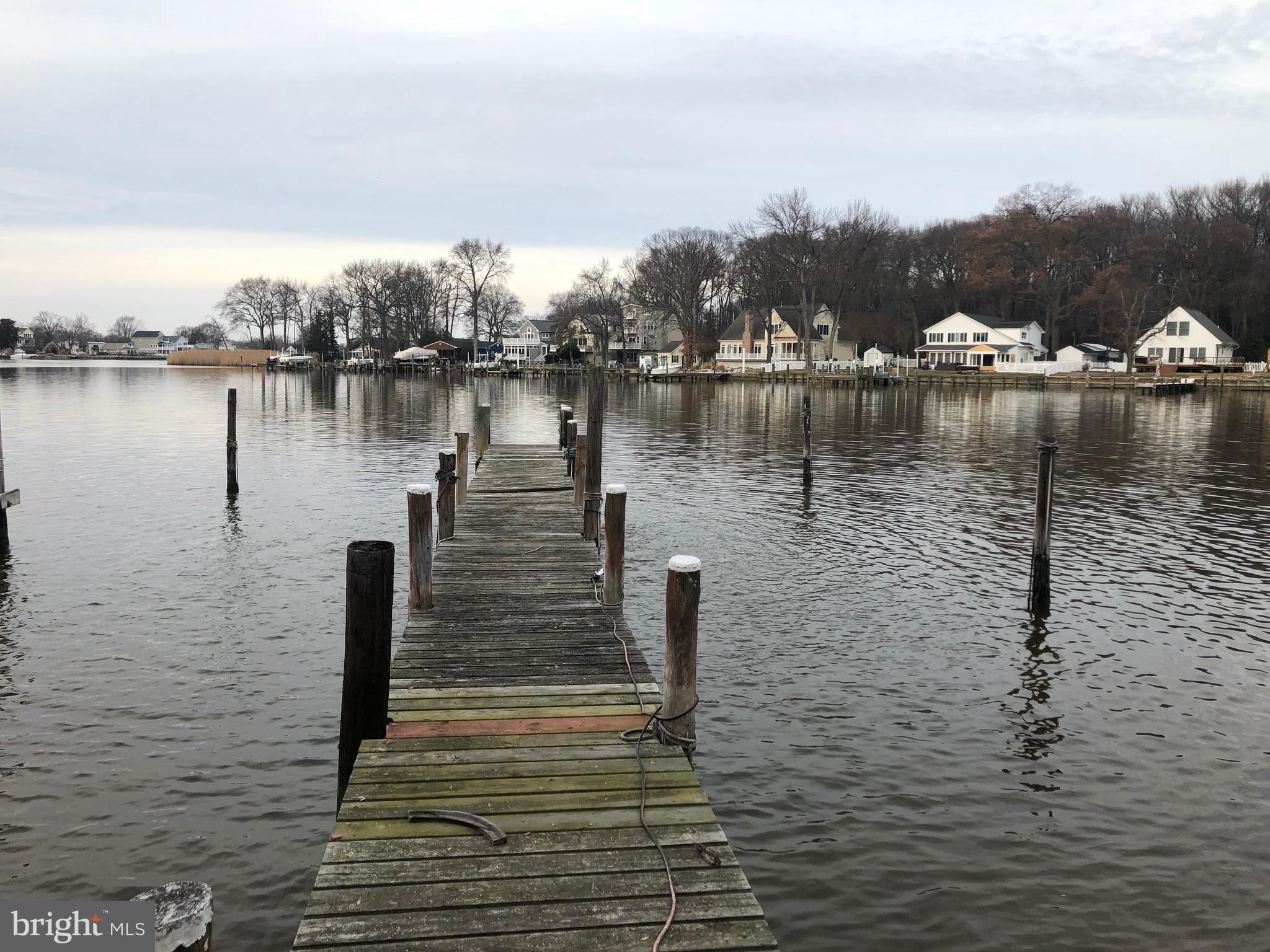 1890 Locust Road Pasadena, MD 21122 - Photo 4 of 23