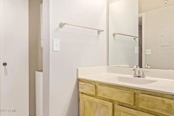 $1,145 | 10610 South 48th Street, Unit 1044, Phoenix, AZ 85044