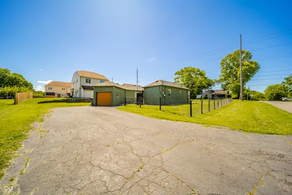 $154,900 | 922 Alhambra Drive, Anderson, IN 46012